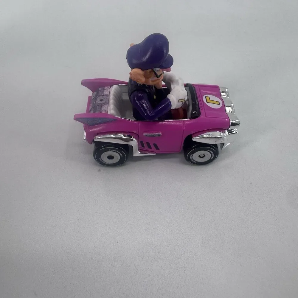Hot Wheels Waluigi Badwagon GBG31 Super Mario Kart Die Cast 2018 Mattel